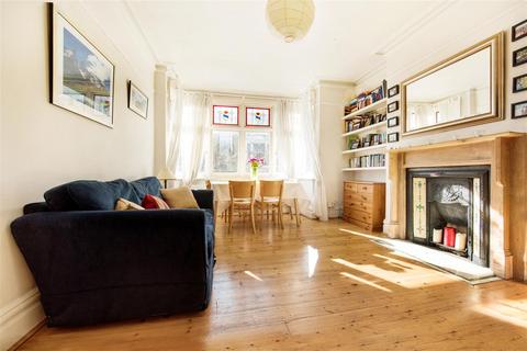 2 bedroom flat for sale, Hayter Road, SW2