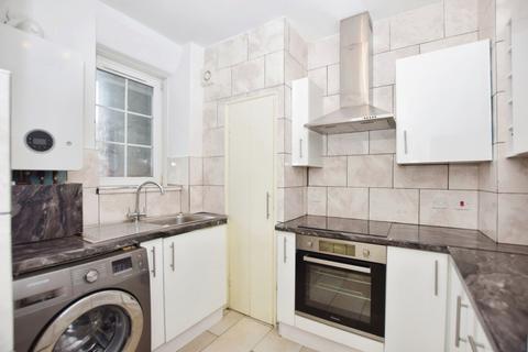 2 bedroom flat to rent, Staple Street London Bridge SE1