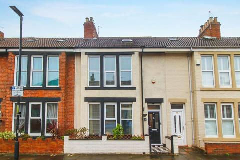 4 bedroom terraced house for sale, Fern Avenue, Whitley Bay