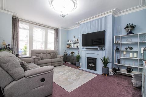 4 bedroom terraced house for sale, Fern Avenue, Whitley Bay