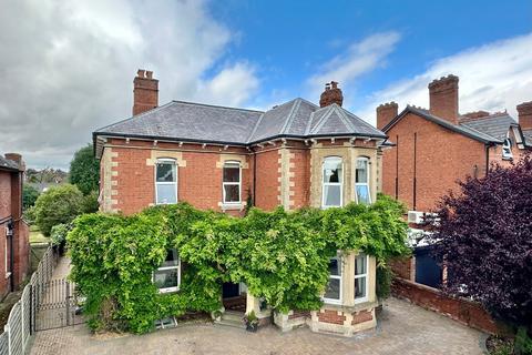 6 bedroom detached house for sale, Meyrick Street, Hereford, HR4