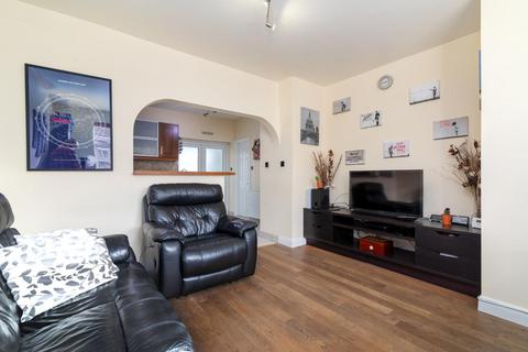 4 bedroom terraced house for sale, Compton Crescent, London