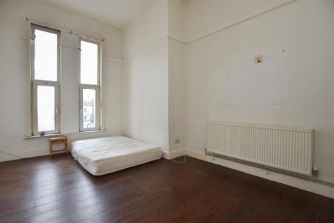 2 bedroom flat for sale, Warrior Gardens, St. Leonards-On-Sea