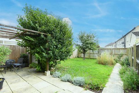 4 Marshmead, Hilperton, Trowbridge, BA14 7SE