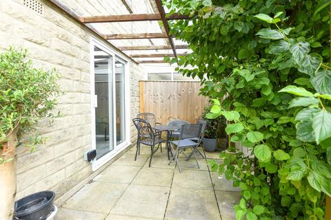 4 Marshmead, Hilperton, Trowbridge, BA14 7SE