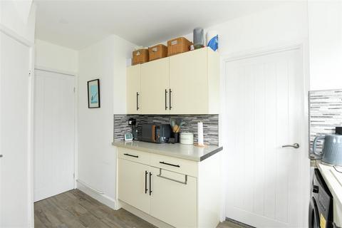 4 Marshmead, Hilperton, Trowbridge, BA14 7SE