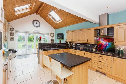 5 bedroom detached bungalow for sale, Brynteg Road, Swansea SA4