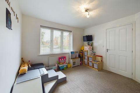 15 Crawley Close, Northampton, NN2 8BA