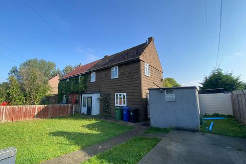 3 bedroom semi-detached house to rent, Princess Street, Immingham DN40