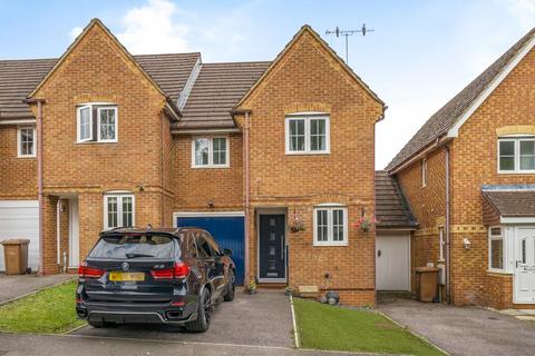 3 bedroom terraced house for sale, Hemlock Way, Knightwood Park, Chandler's Ford