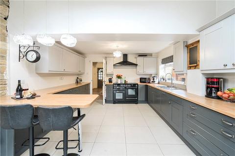 4 bedroom detached house for sale, Langdale Close, Wetherby, West Yorkshire