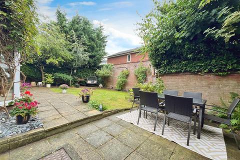 3 bedroom detached house for sale, Warwick New Road, Leamington Spa