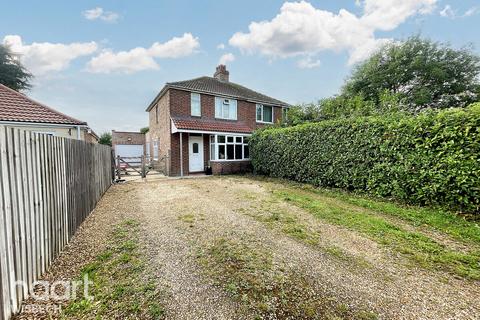 3 bedroom semi-detached house for sale, Lynn Road, Wisbech