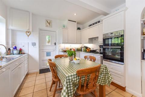 4 bedroom detached house for sale, Carlton Road, Headley Down, Hampshire