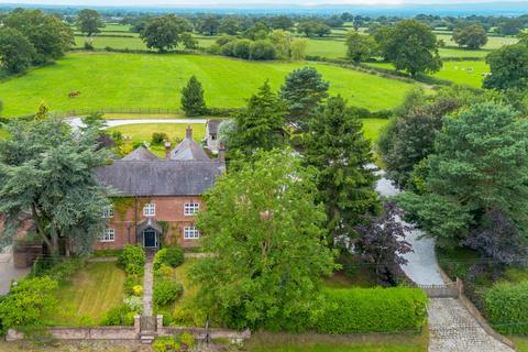 6 bedroom detached house for sale, Wet Lane Tilston Malpas, Cheshire, SY14 7DW