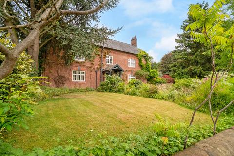 6 bedroom detached house for sale, Wet Lane Tilston Malpas, Cheshire, SY14 7DW