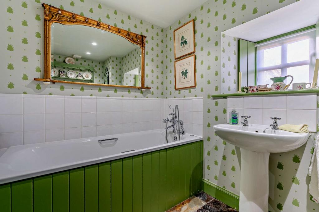Main Bathroom