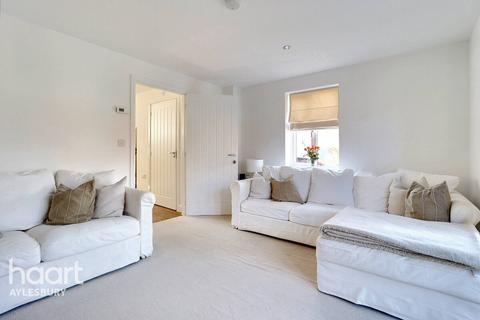 3 bedroom semi-detached house for sale, Blue Rock Drive, Aylesbury