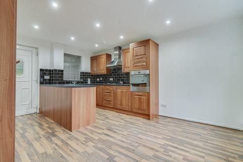 2 bedroom terraced house for sale, Silk Mill Approach, Leeds, West Yorkshire, LS16