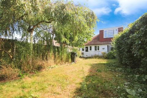 3 bedroom bungalow for sale, Victoria Avenue, Wickford, Essex, SS12