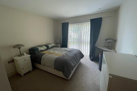 1 bedroom apartment to rent, Hayes Road, Penarth CF64