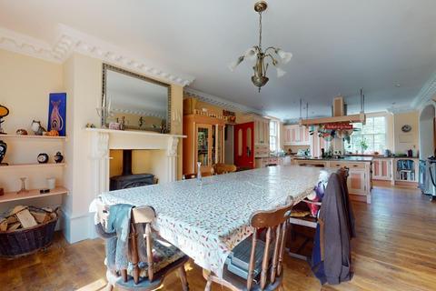 undefined, Thong Lane, Shorne,