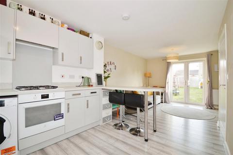 2 bedroom semi-detached house for sale, Clacton on Sea CO16