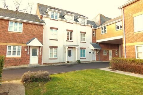 2 bedroom ground floor flat to rent, Bells Lane, Fareham PO14