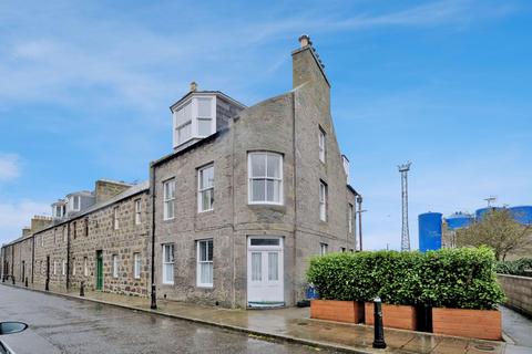 3 bedroom end of terrace house to rent, New Pier Road, Footdee, Aberdeen, AB11