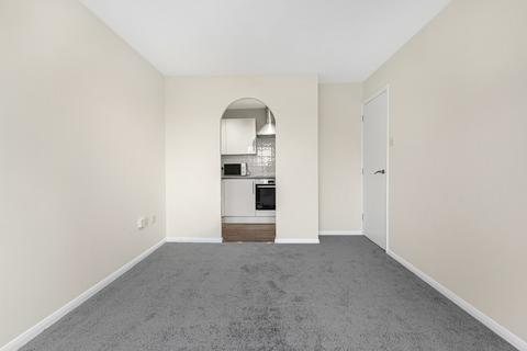 133 Seymour Way, Sunbury-on-thames, TW16 7NL