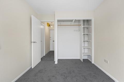133 Seymour Way, Sunbury-on-thames, TW16 7NL
