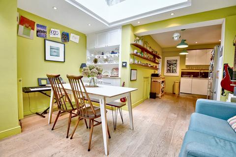 26 Leverton Street, London, NW5 2PJ