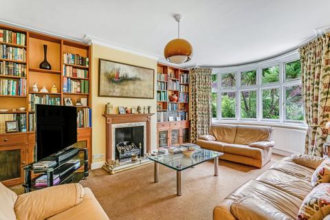 6 bedroom detached house for sale, Holly Lodge Gardens, Holly Lodge Estate