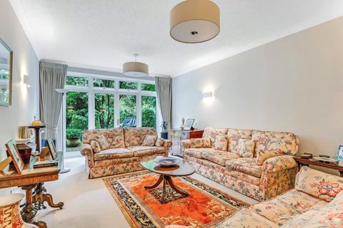 6 bedroom detached house for sale, Holly Lodge Gardens, Holly Lodge Estate