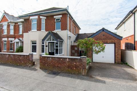 3 bedroom detached house for sale, Beswick Avenue, Bournemouth, Dorset