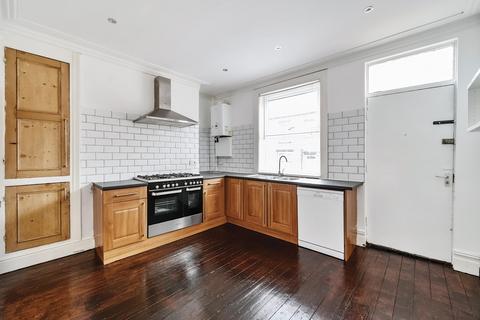 4 bedroom terraced house for sale, Hillcrest View, Leeds LS7