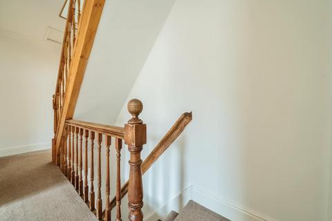 4 bedroom terraced house for sale, Hillcrest View, Leeds LS7