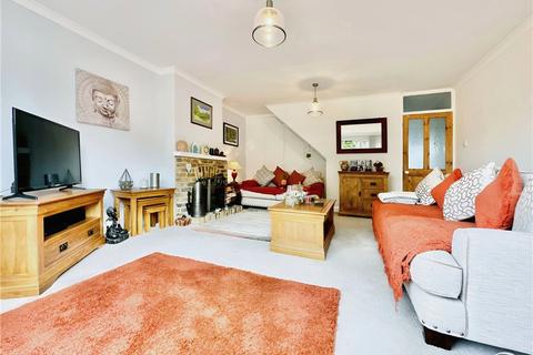29 Connaught Close, Yateley, GU46 6QQ