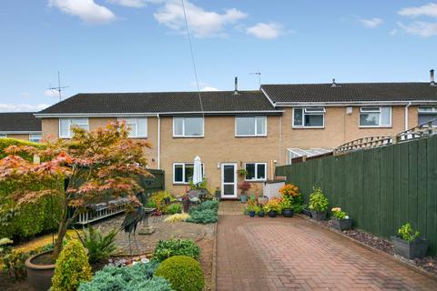 3 bedroom terraced house for sale, Lancaster Road, Hucknall