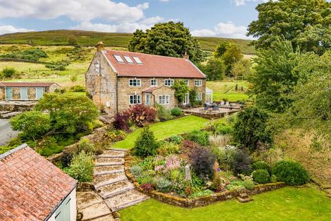 5 bedroom country house for sale, Chop Gate, Bilsdale TS9