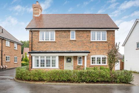 3 bedroom detached house for sale, Sycamore Road, Cranleigh GU6