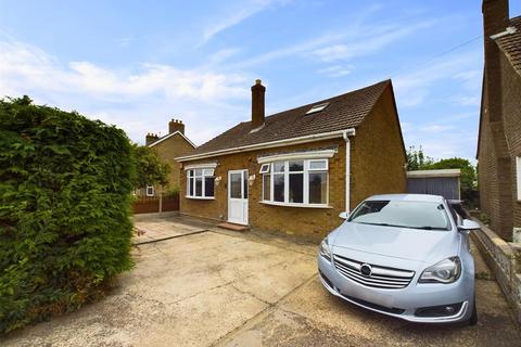 4 bedroom detached bungalow for sale, 5 Main Street, Trusthorpe LN12