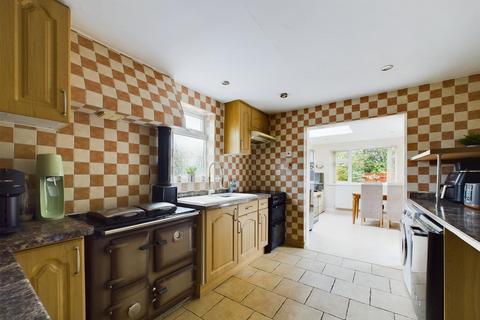 4 bedroom detached bungalow for sale, 5 Main Street, Trusthorpe LN12