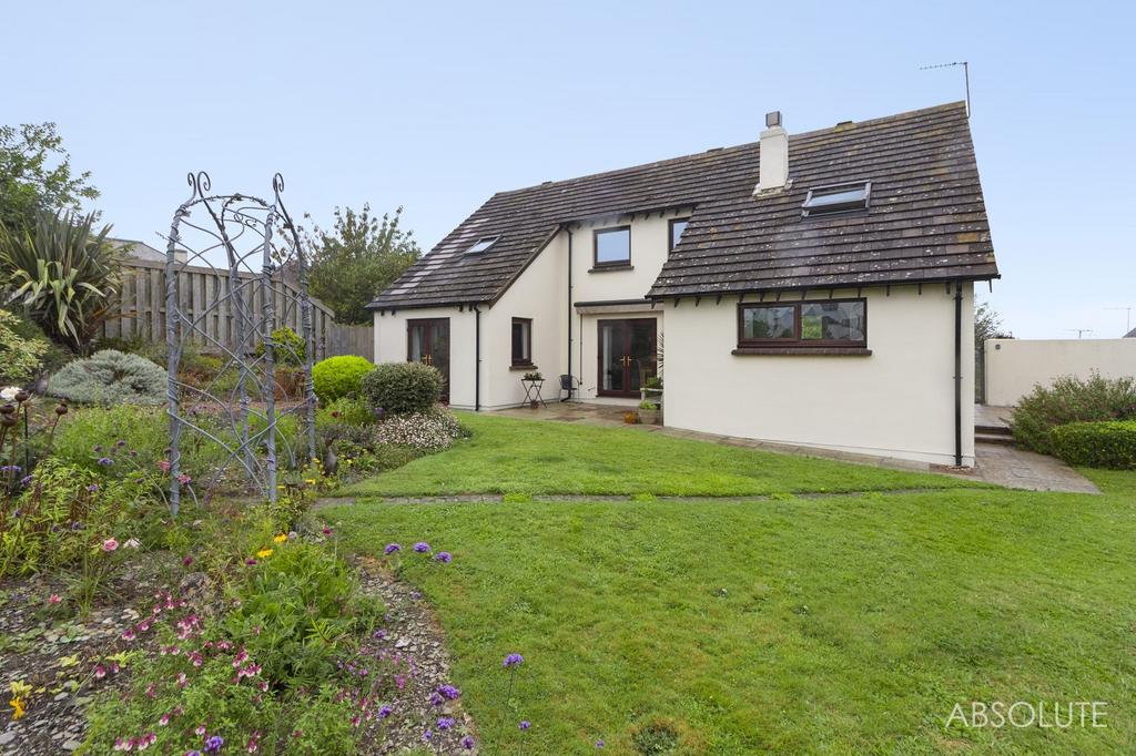 Dashpers, Brixham, TQ5 6 bed detached house for sale £585,000