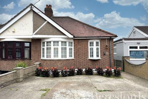 3 bedroom bungalow for sale, Frederick Road, Rainham, RM13