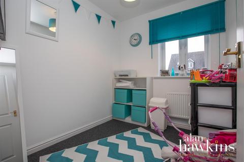 5 Buxton Way, Royal Wootton Bassett, Swindon, SN4 8JB
