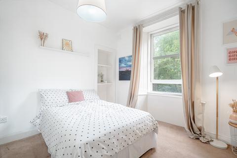 1 bedroom flat for sale, Newlands Road, Flat 2/3, Cathcart, Glasgow, G44 4EJ