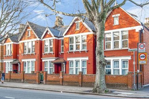 2 bedroom apartment for sale, Cavendish Road, Clapham South