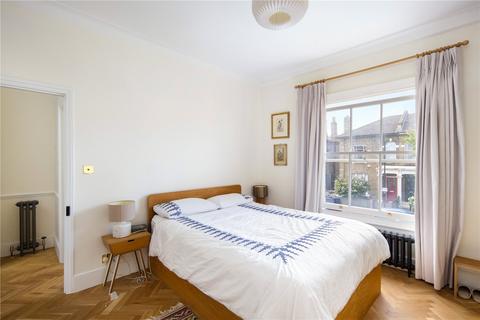 3 bedroom terraced house for sale, Mapledene Road, London Fields, London, E8