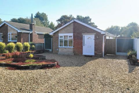 2 bedroom detached bungalow for sale, South End, Skegness PE24